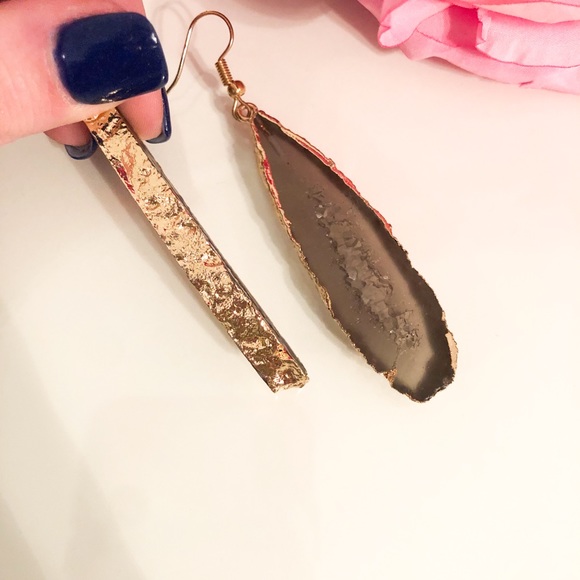 Francesca’s Gold Plated Gray Faux Stone Earrings - Picture 4 of 6